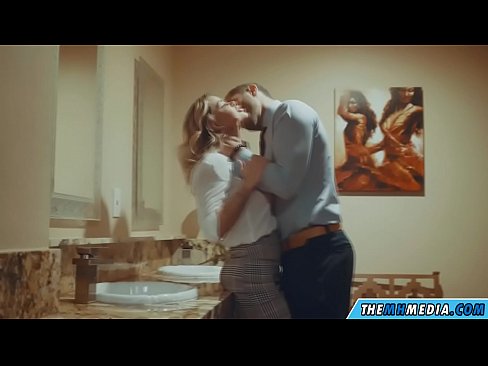 ❤️ 공공 화장실에서 가슴이 큰 금발이 당신을 유혹 할 때 ️ 슈퍼 섹스 우리 ko.com-porn-mz.ru ﹏
